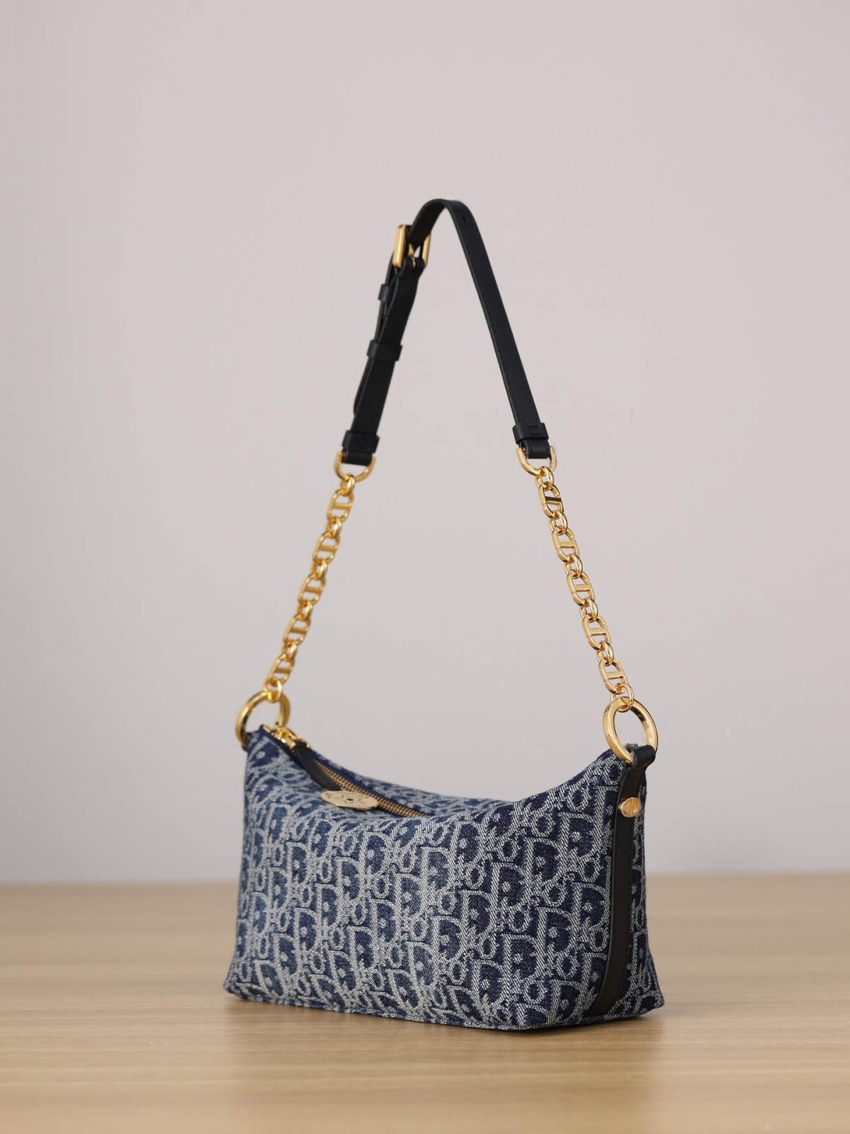 Shebag Super replica Dior Diorstar Hobo bag review(August 2025 updated)-Molemo ka ho Fetisisa Lebenkele la Lebenkele la Marang-rang la Fake Louis Vuitton, Replica designer bag ru