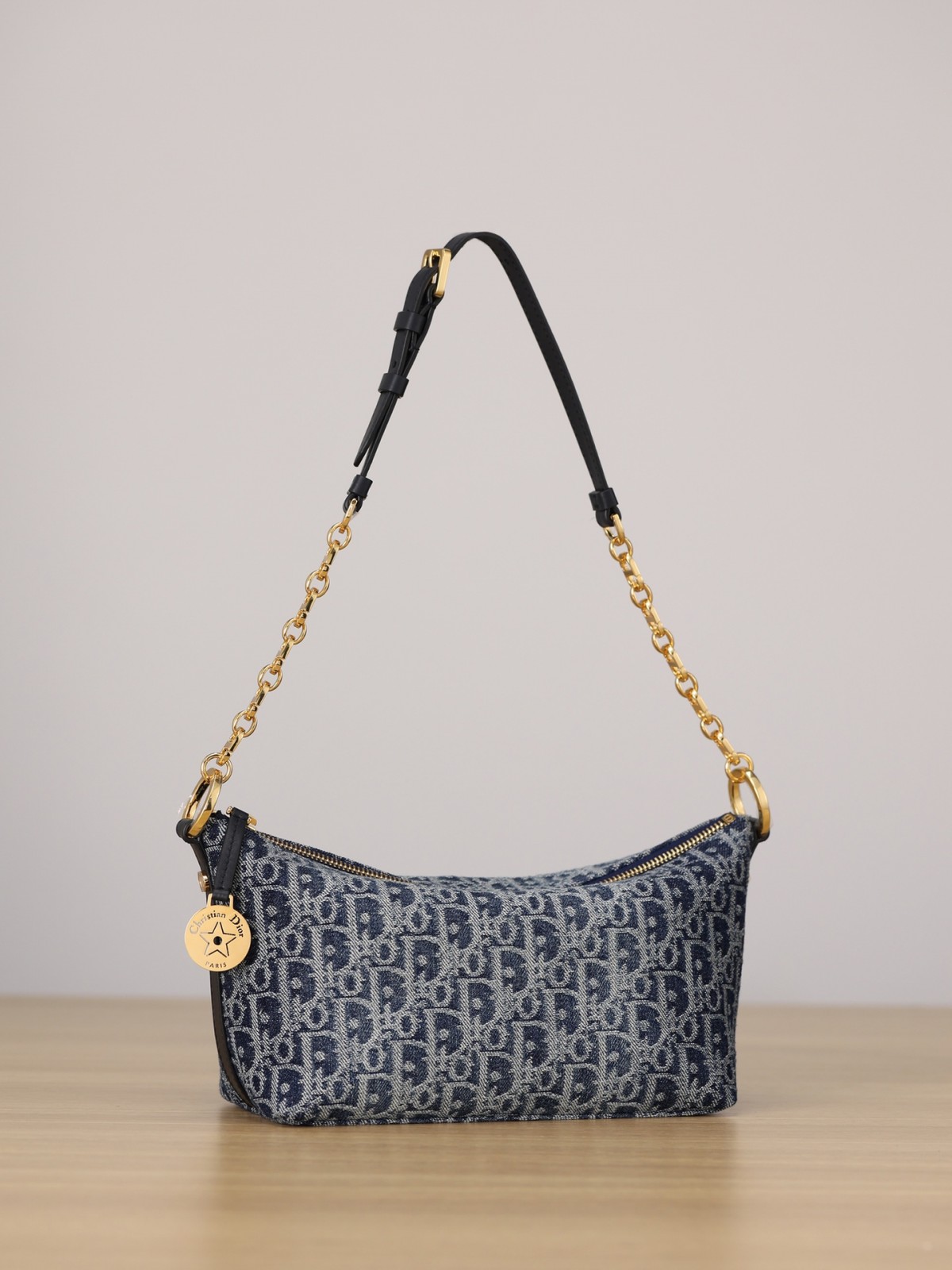 Shebag Super replica Dior Diorstar Hobo bag review(August 2025 updated)-Molemo ka ho Fetisisa Lebenkele la Lebenkele la Marang-rang la Fake Louis Vuitton, Replica designer bag ru