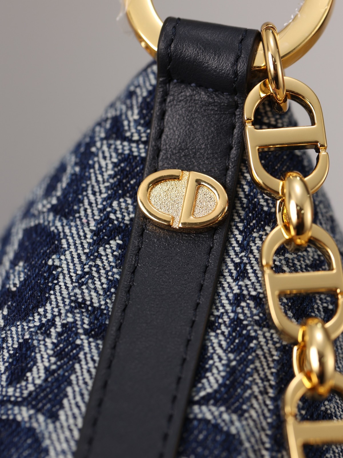 Shebag Super replica Dior Diorstar Hobo bag review(August 2025 updated)-Molemo ka ho Fetisisa Lebenkele la Lebenkele la Marang-rang la Fake Louis Vuitton, Replica designer bag ru
