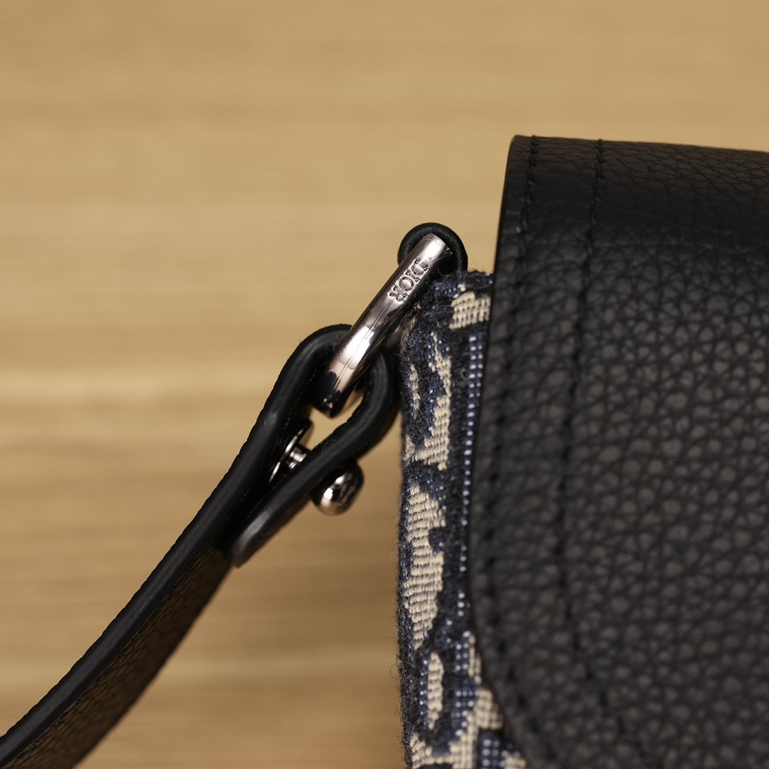 Shebag Super replica Dior New Saddle bag review(August 2025 updated)-Umgangatho ogqwesileyo woMgangatho weFake weLouis Vuitton kwiVenkile ye-Intanethi, ibhegi yomyili weReplica ru