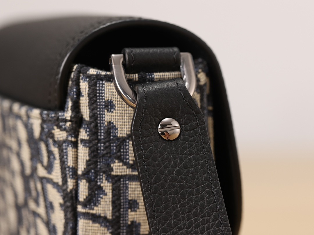 Shebag Super replica Dior New Saddle bag review(August 2025 updated)-Umgangatho ogqwesileyo woMgangatho weFake weLouis Vuitton kwiVenkile ye-Intanethi, ibhegi yomyili weReplica ru
