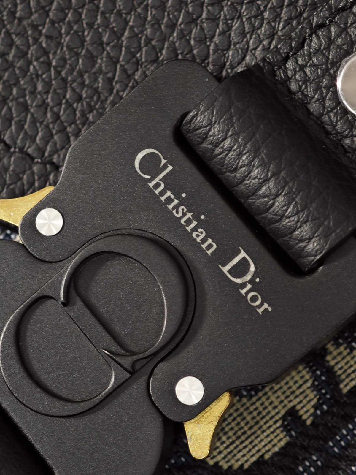 Shebag Super replica Dior New Saddle bag review(August 2025 updated)-Umgangatho ogqwesileyo woMgangatho weFake weLouis Vuitton kwiVenkile ye-Intanethi, ibhegi yomyili weReplica ru
