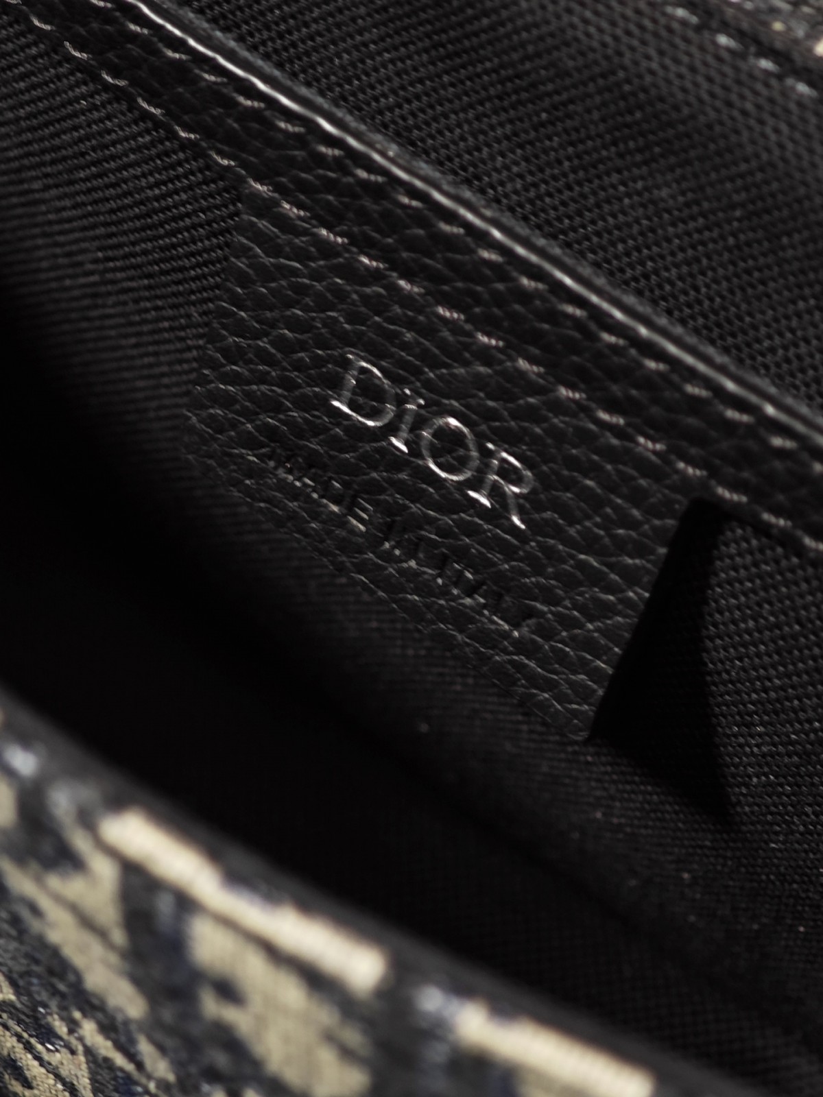 Shebag Super replica Dior New Saddle bag review(August 2025 updated)-Umgangatho ogqwesileyo woMgangatho weFake weLouis Vuitton kwiVenkile ye-Intanethi, ibhegi yomyili weReplica ru
