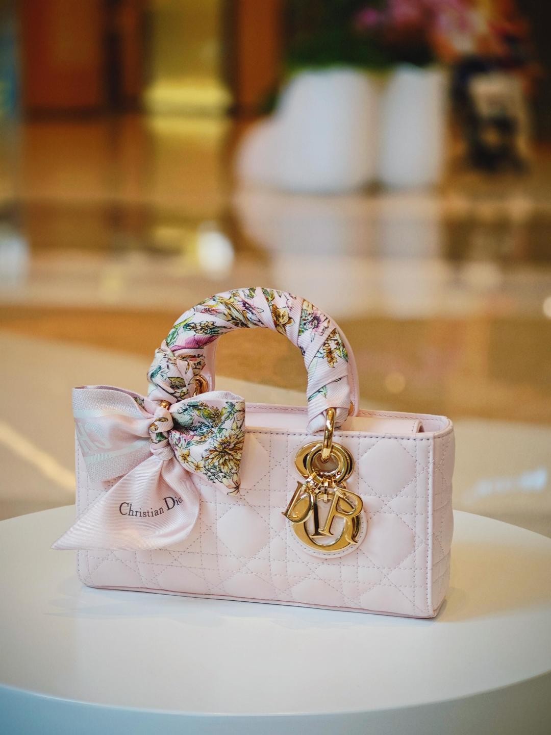 Shebag Super replica Dior mini tote bag review(August 2025 updated)-Umgangatho ogqwesileyo woMgangatho weFake weLouis Vuitton kwiVenkile ye-Intanethi, ibhegi yomyili weReplica ru