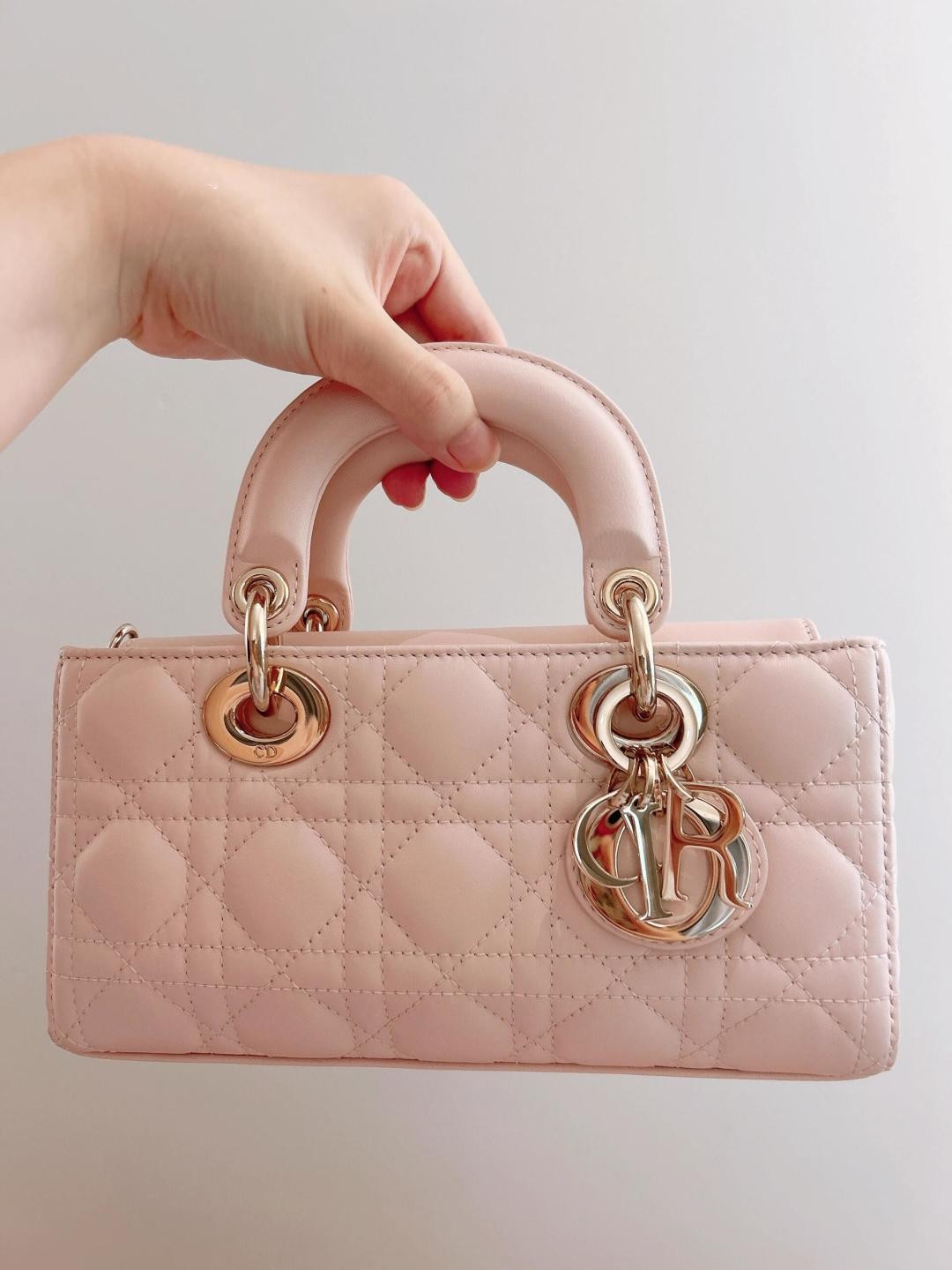 Shebag Super replica Dior mini tote bag review(August 2025 updated)-Umgangatho ogqwesileyo woMgangatho weFake weLouis Vuitton kwiVenkile ye-Intanethi, ibhegi yomyili weReplica ru