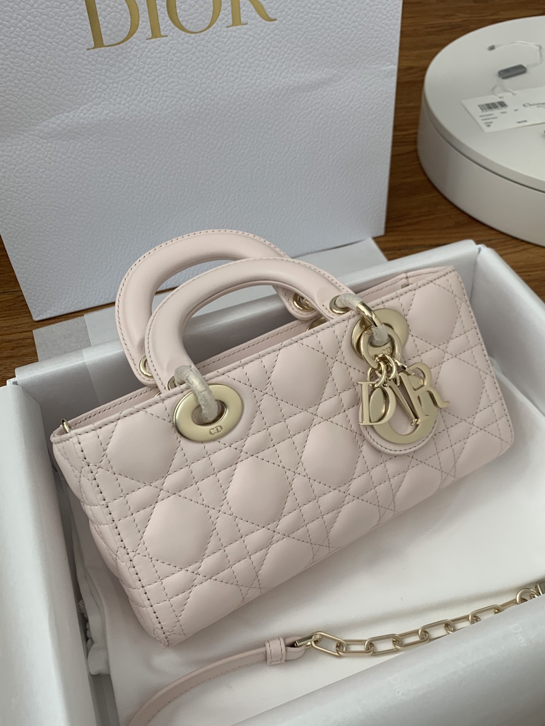 Shebag Super replica Dior mini tote bag review(August 2025 updated)-Umgangatho ogqwesileyo woMgangatho weFake weLouis Vuitton kwiVenkile ye-Intanethi, ibhegi yomyili weReplica ru