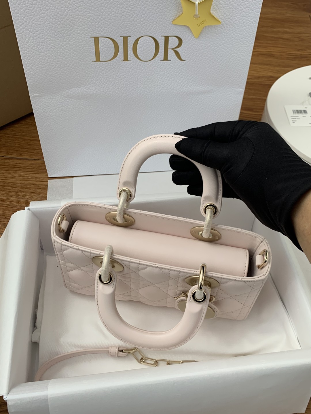 Shebag Super replica Dior mini tote bag review(August 2025 updated)-Umgangatho ogqwesileyo woMgangatho weFake weLouis Vuitton kwiVenkile ye-Intanethi, ibhegi yomyili weReplica ru