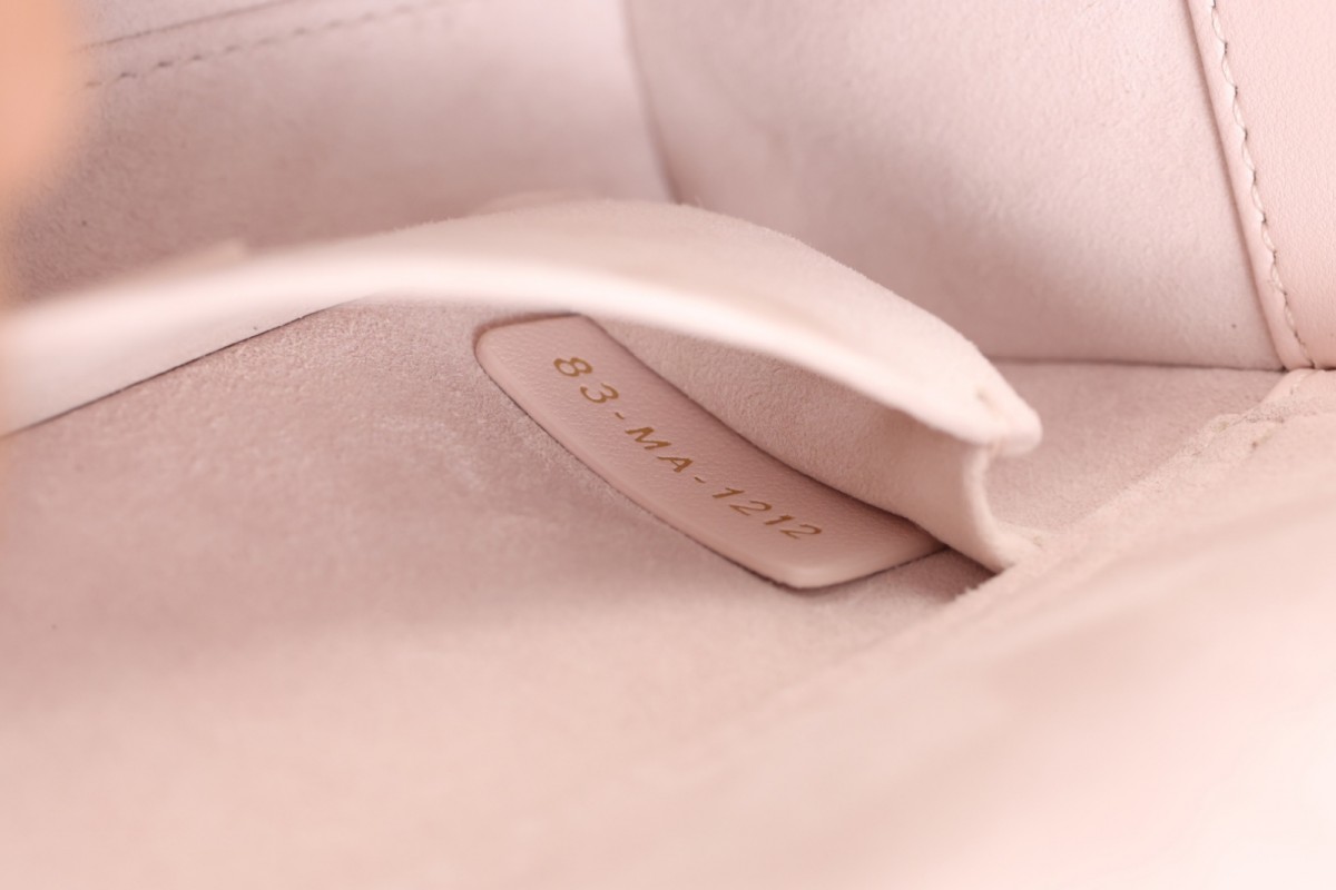 Shebag Super replica Dior mini tote bag review(August 2025 updated)-Umgangatho ogqwesileyo woMgangatho weFake weLouis Vuitton kwiVenkile ye-Intanethi, ibhegi yomyili weReplica ru