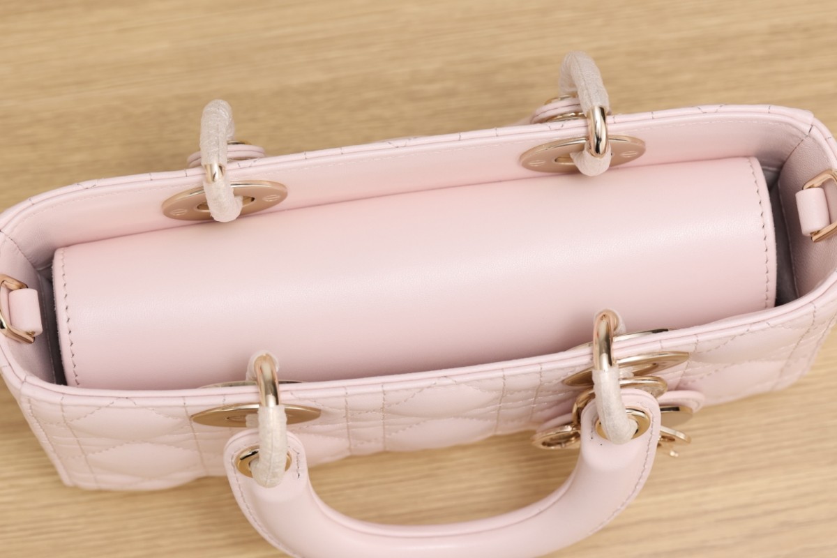 Shebag Super replica Dior mini tote bag review(August 2025 updated)-Umgangatho ogqwesileyo woMgangatho weFake weLouis Vuitton kwiVenkile ye-Intanethi, ibhegi yomyili weReplica ru