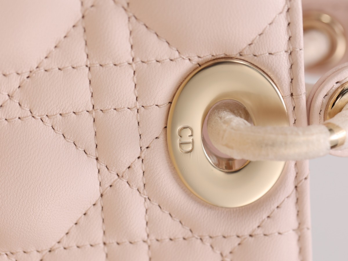 Shebag Super replica Dior mini tote bag review(August 2025 updated)-Umgangatho ogqwesileyo woMgangatho weFake weLouis Vuitton kwiVenkile ye-Intanethi, ibhegi yomyili weReplica ru