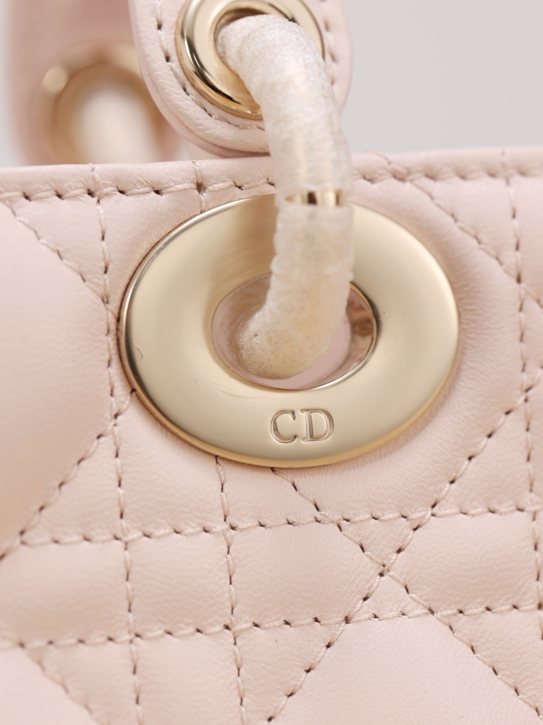 Shebag Super replica Dior mini tote bag review(August 2025 updated)-Umgangatho ogqwesileyo woMgangatho weFake weLouis Vuitton kwiVenkile ye-Intanethi, ibhegi yomyili weReplica ru