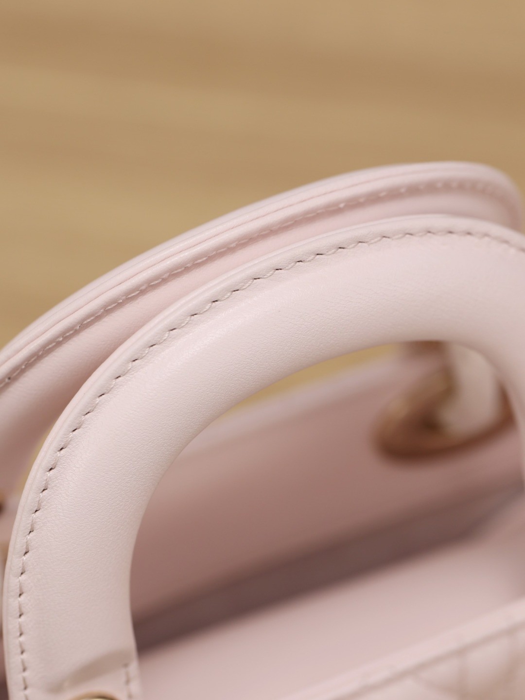 Shebag Super replica Dior mini tote bag review(August 2025 updated)-Umgangatho ogqwesileyo woMgangatho weFake weLouis Vuitton kwiVenkile ye-Intanethi, ibhegi yomyili weReplica ru