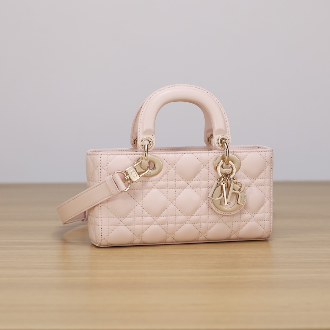 Shebag Super replica Dior mini tote bag review(August 2025 updated)-Umgangatho ogqwesileyo woMgangatho weFake weLouis Vuitton kwiVenkile ye-Intanethi, ibhegi yomyili weReplica ru