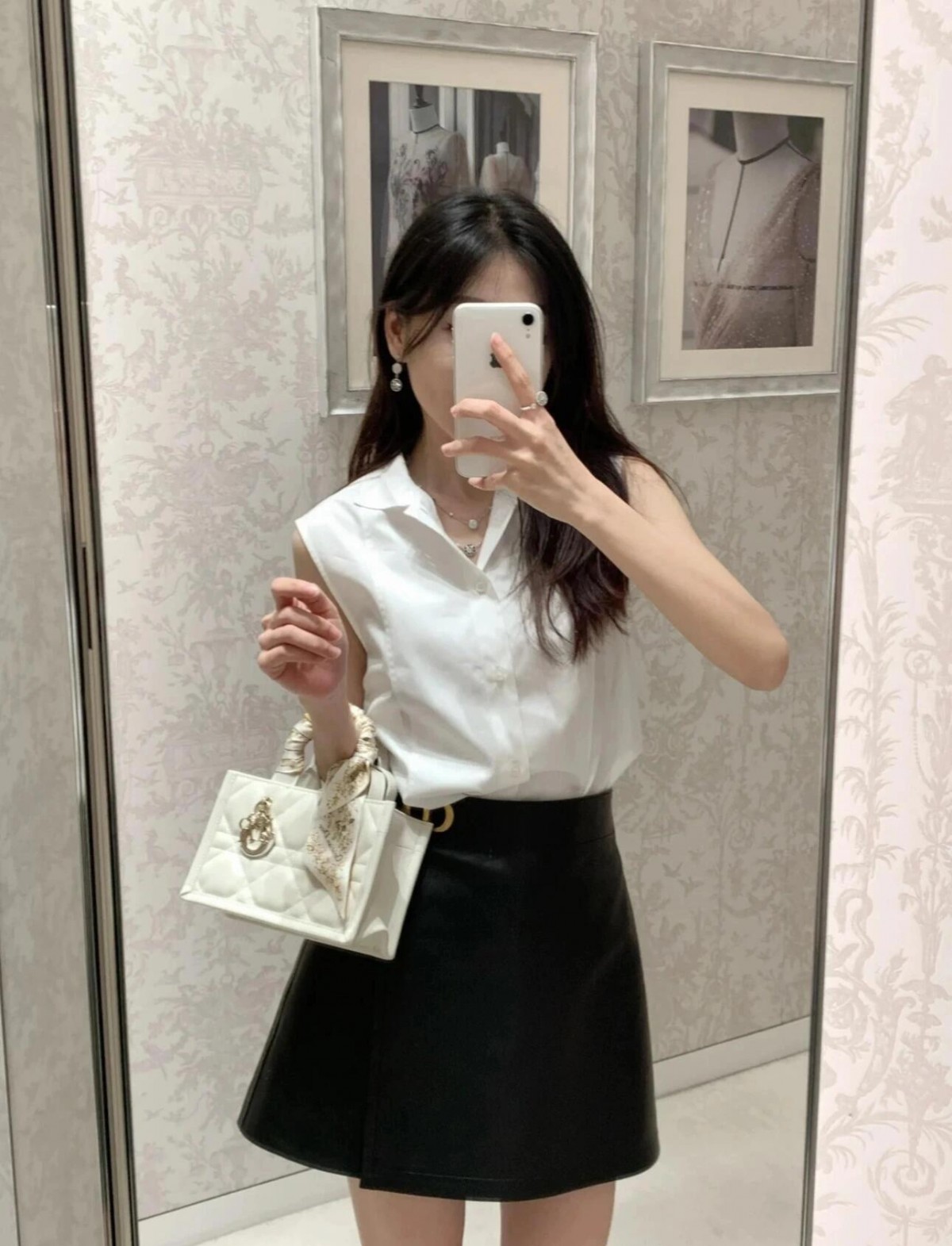 Shebag super replica Dior Mini tote bag white and black review(August 2025 updated)-Best Quality Fake designer Bag Review, Replica designer bag ru