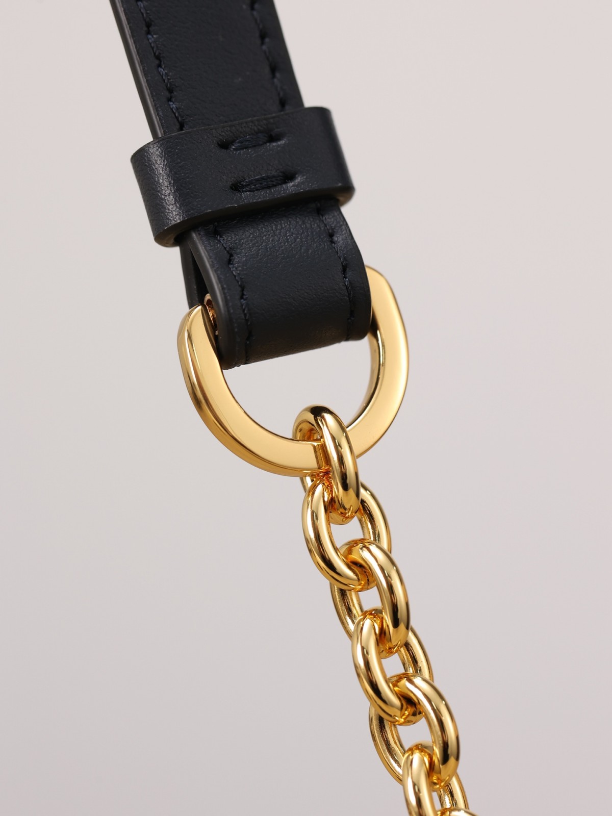 Shebag Super replica Dior Montaigne 30 east west bag review (August 2025 updated)-Molemo ka ho Fetisisa Lebenkele la Lebenkele la Marang-rang la Fake Louis Vuitton, Replica designer bag ru