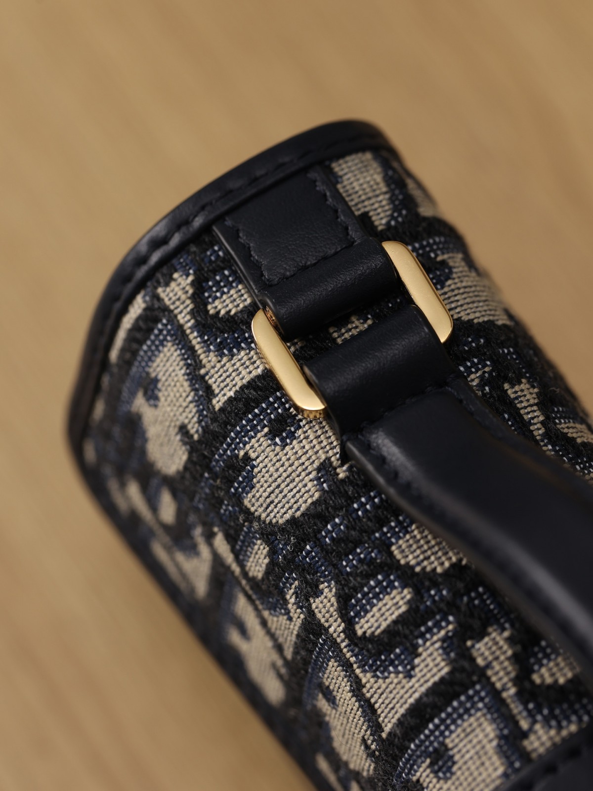 Shebag Super replica Dior Montaigne 30 east west bag review (August 2025 updated)-Molemo ka ho Fetisisa Lebenkele la Lebenkele la Marang-rang la Fake Louis Vuitton, Replica designer bag ru