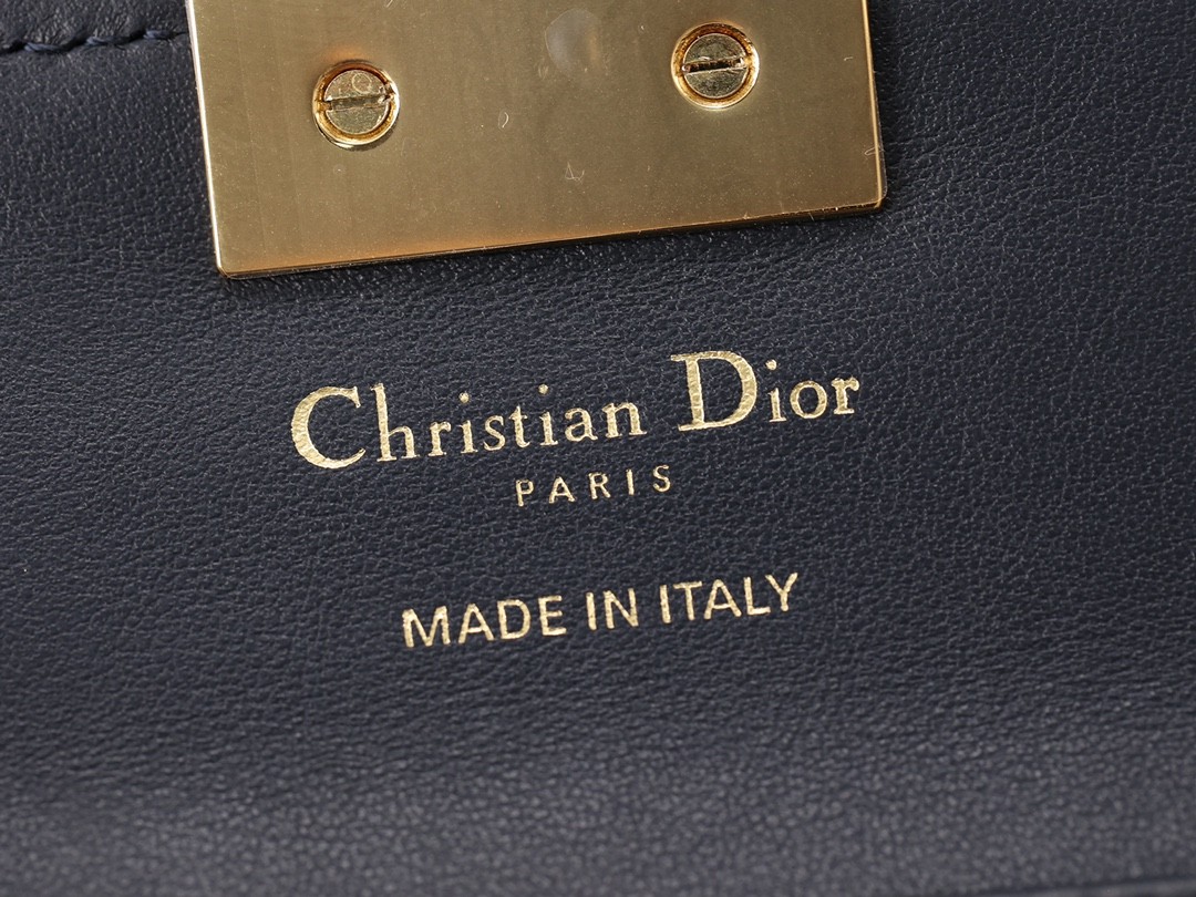 Shebag Super replica Dior Montaigne 30 east west bag review (August 2025 updated)-Molemo ka ho Fetisisa Lebenkele la Lebenkele la Marang-rang la Fake Louis Vuitton, Replica designer bag ru