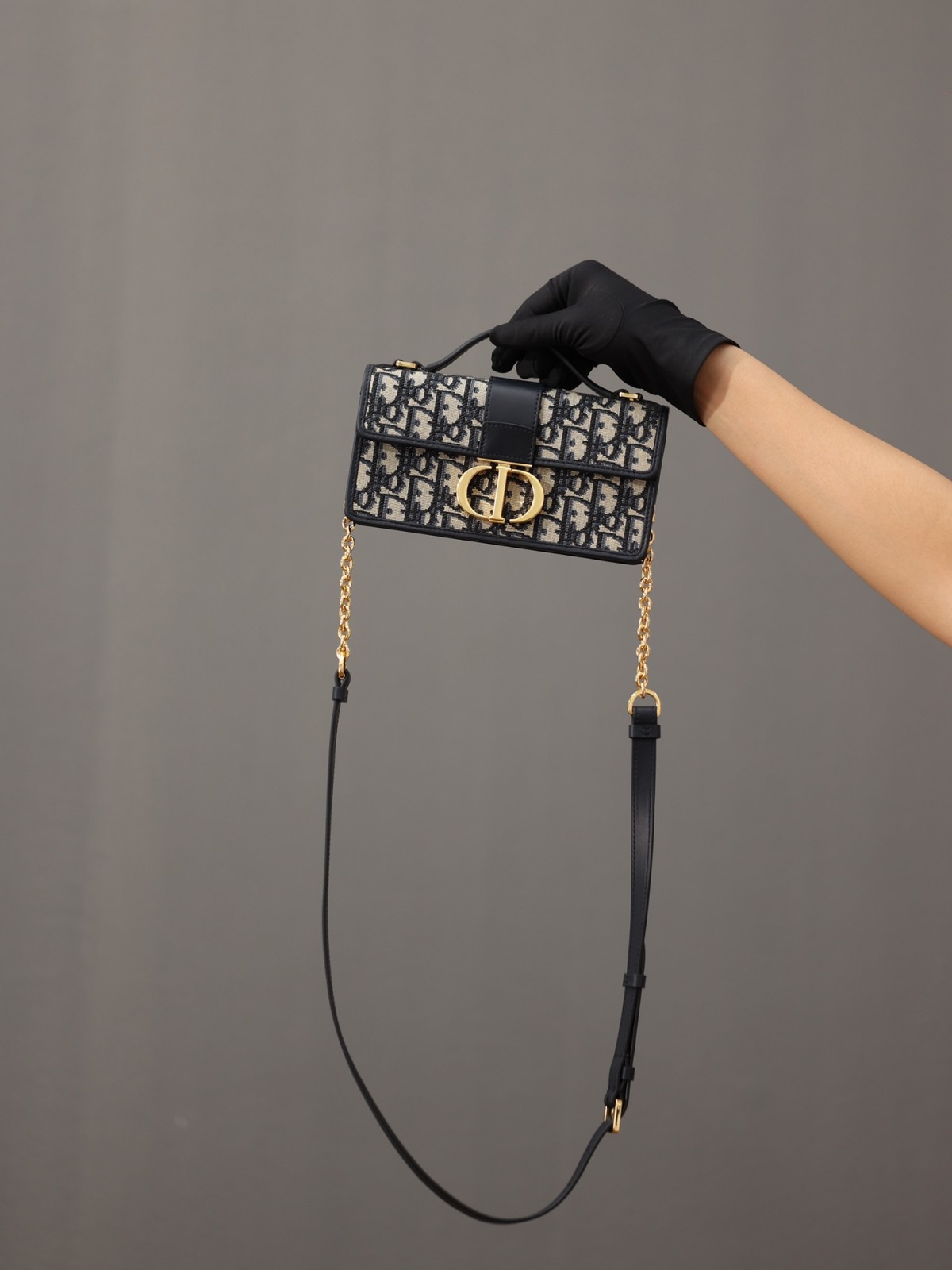 Shebag Super replica Dior Montaigne 30 east west bag review (August 2025 updated)-Molemo ka ho Fetisisa Lebenkele la Lebenkele la Marang-rang la Fake Louis Vuitton, Replica designer bag ru