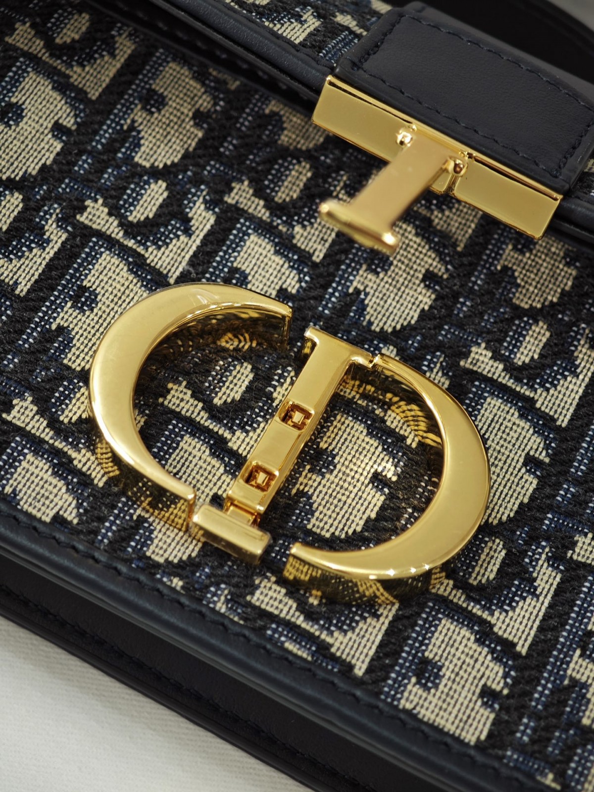 Shebag Super replica Dior Montaigne 30 east west bag review (August 2025 updated)-Molemo ka ho Fetisisa Lebenkele la Lebenkele la Marang-rang la Fake Louis Vuitton, Replica designer bag ru