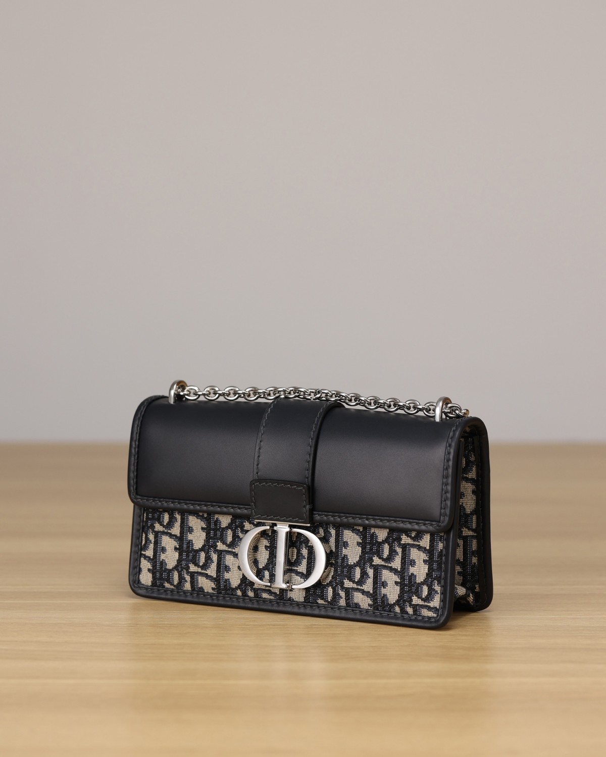 Shebag Super replica Dior Montaigne 30 east west bag review (August 2025 updated)-Molemo ka ho Fetisisa Lebenkele la Lebenkele la Marang-rang la Fake Louis Vuitton, Replica designer bag ru