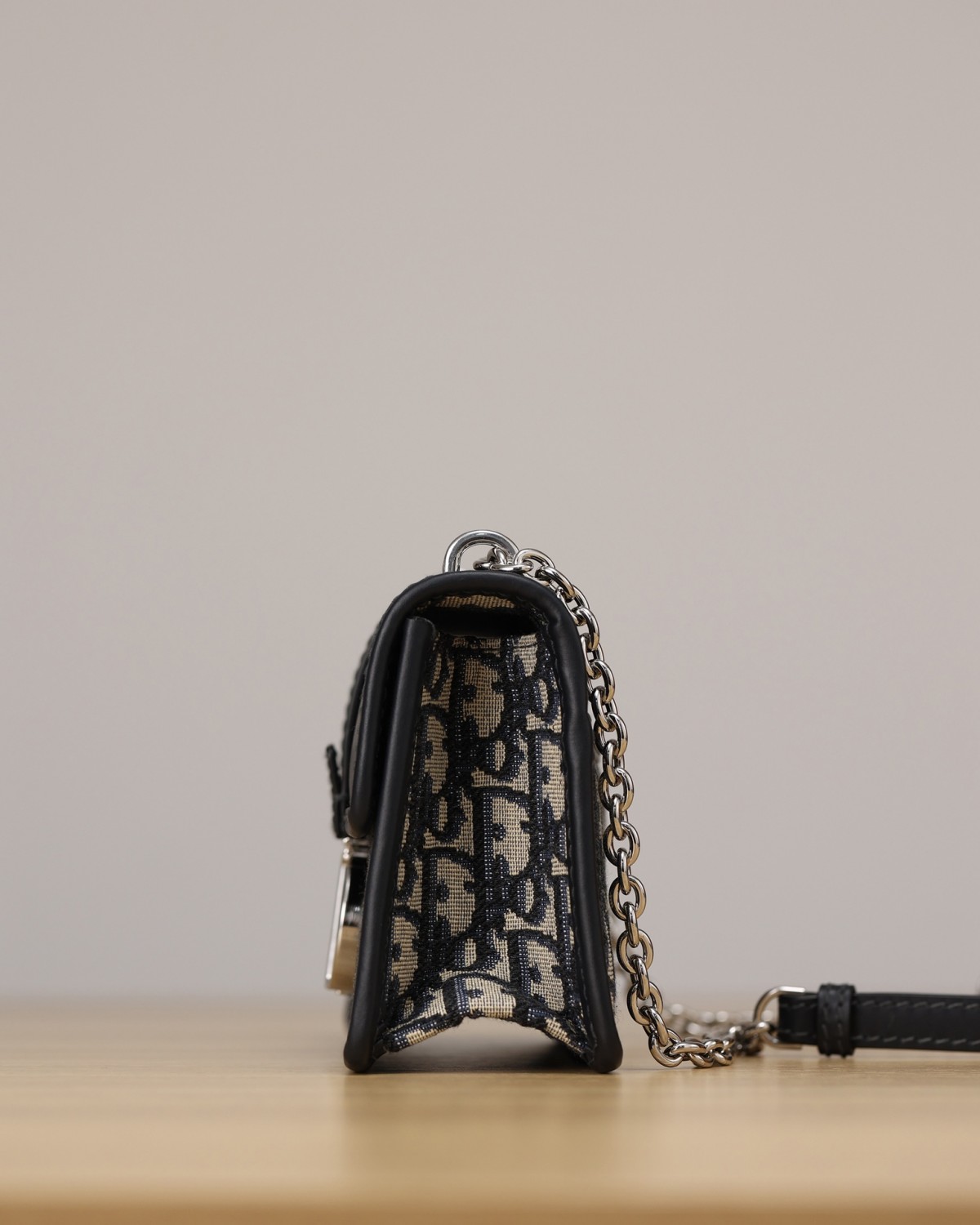 Shebag Super replica Dior Montaigne 30 east west bag review (August 2025 updated)-Molemo ka ho Fetisisa Lebenkele la Lebenkele la Marang-rang la Fake Louis Vuitton, Replica designer bag ru
