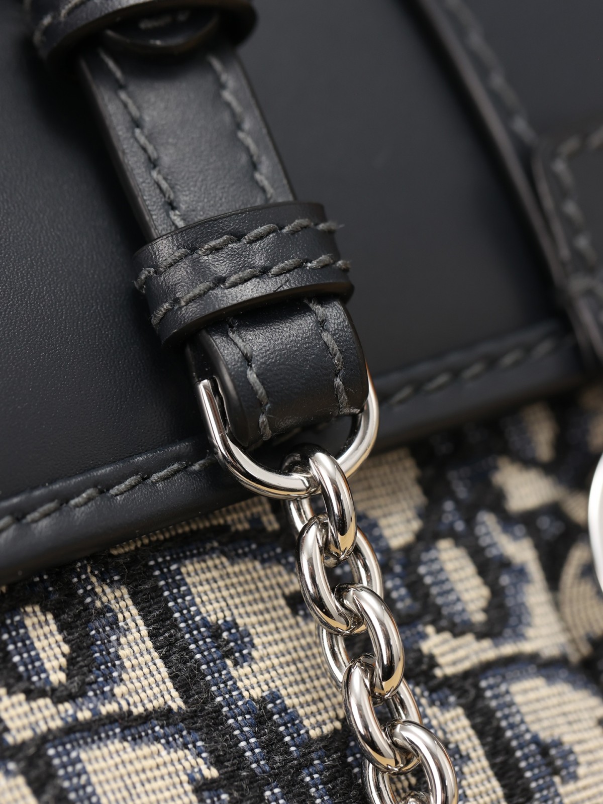 Shebag Super replica Dior Montaigne 30 east west bag review (August 2025 updated)-Molemo ka ho Fetisisa Lebenkele la Lebenkele la Marang-rang la Fake Louis Vuitton, Replica designer bag ru