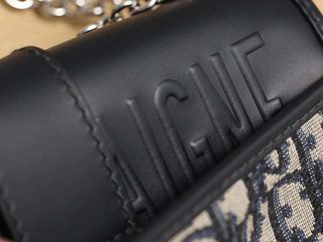 Shebag Super replica Dior Montaigne 30 east west bag review (August 2025 updated)-Molemo ka ho Fetisisa Lebenkele la Lebenkele la Marang-rang la Fake Louis Vuitton, Replica designer bag ru