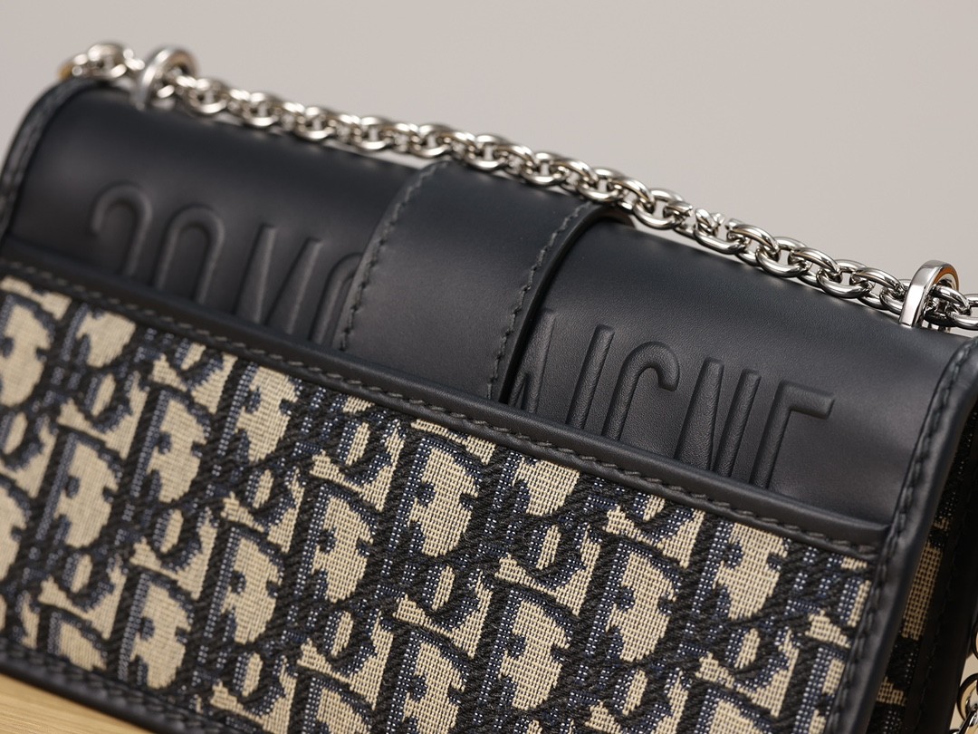 Shebag Super replica Dior Montaigne 30 east west bag review (August 2025 updated)-Molemo ka ho Fetisisa Lebenkele la Lebenkele la Marang-rang la Fake Louis Vuitton, Replica designer bag ru