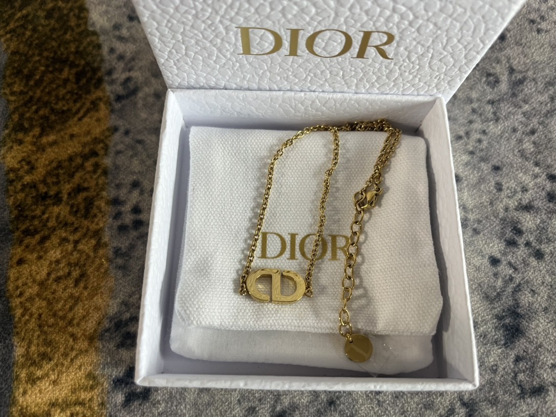 Shebag super replica Dior necklace review（August 2025 Updated）-Najlepsza jakość fałszywych torebek Louis Vuitton Sklep internetowy, projektant repliki torebki ru