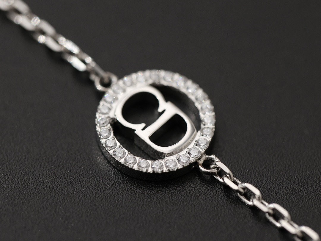 Shebag Super replica Dior necklace in silver(August 2025 updated)-Best Quality Fake Louis Vuitton Bag Online Store, Replica designer bag ru