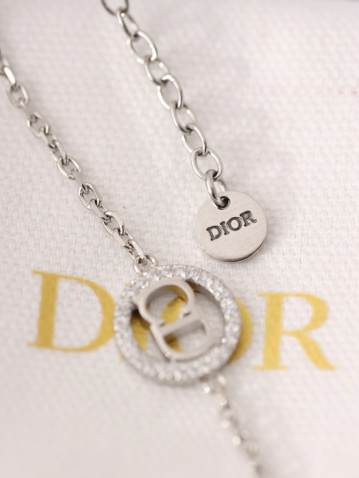 Shebag Super replica Dior necklace in silver(August 2025 updated)-Best Quality Fake Louis Vuitton Bag Online Store, Replica designer bag ru