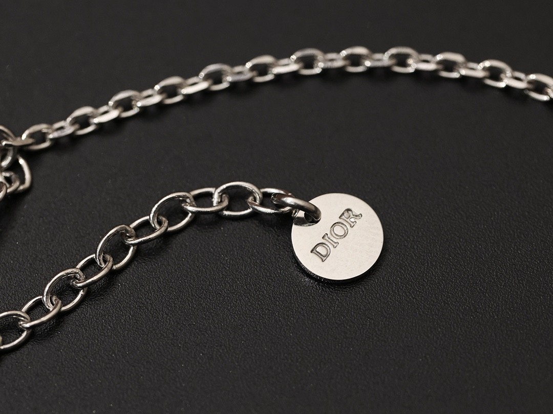 Shebag Super replica Dior necklace in silver(August 2025 updated)-Best Quality Fake Louis Vuitton Bag Online Store, Replica designer bag ru