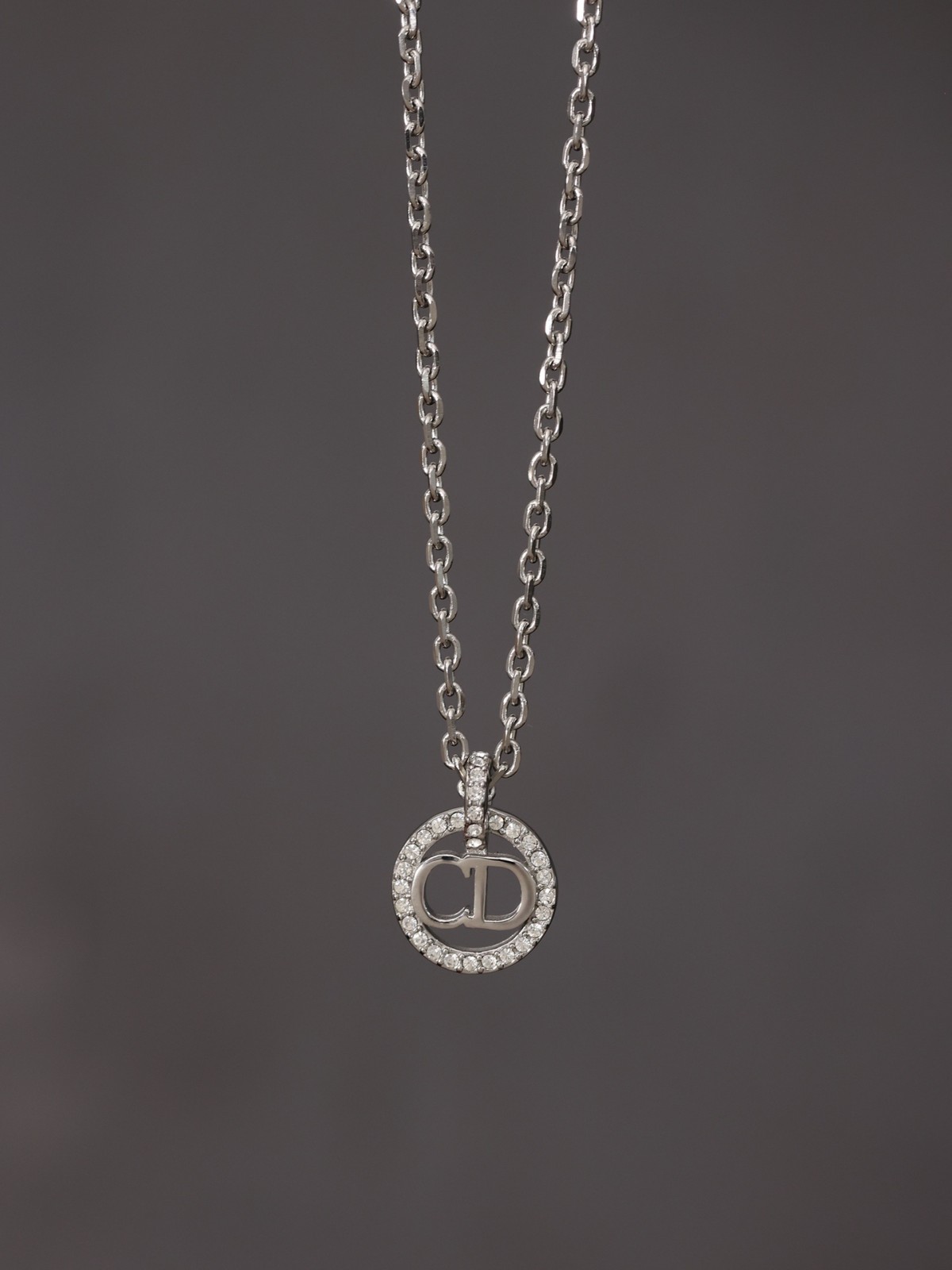 Shebag Super replica Dior necklace in silver(August 2025 updated)-Best Quality Fake Louis Vuitton Bag Online Store, Replica designer bag ru