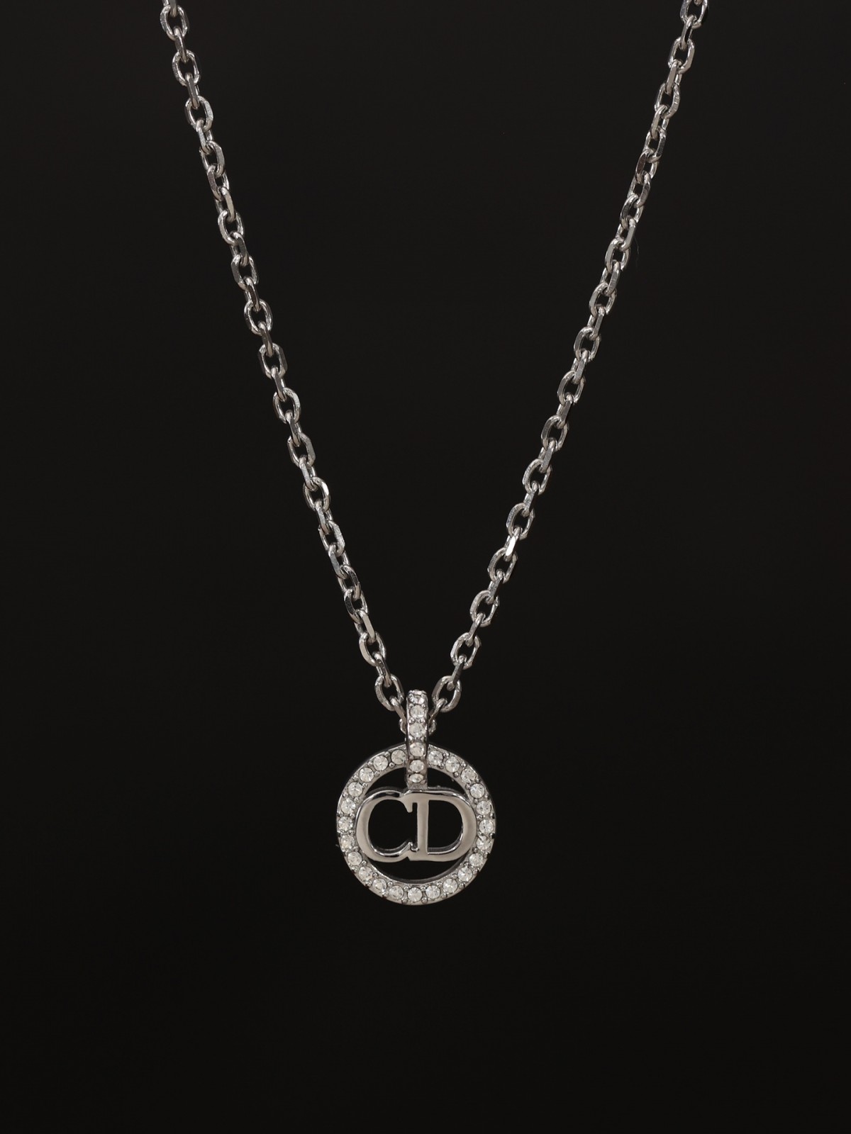 Shebag Super replica Dior necklace in silver(August 2025 updated)-Best Quality Fake Louis Vuitton Bag Online Store, Replica designer bag ru