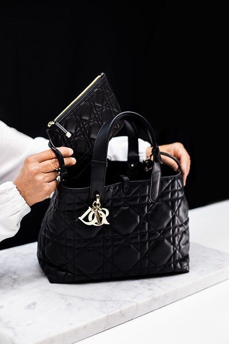Dior Toujours medium Shebag VS Authentic bag review(August 2025 updated)-Ti o dara ju Didara iro Louis Vuitton apo Online itaja, Ajọra onise apo ru