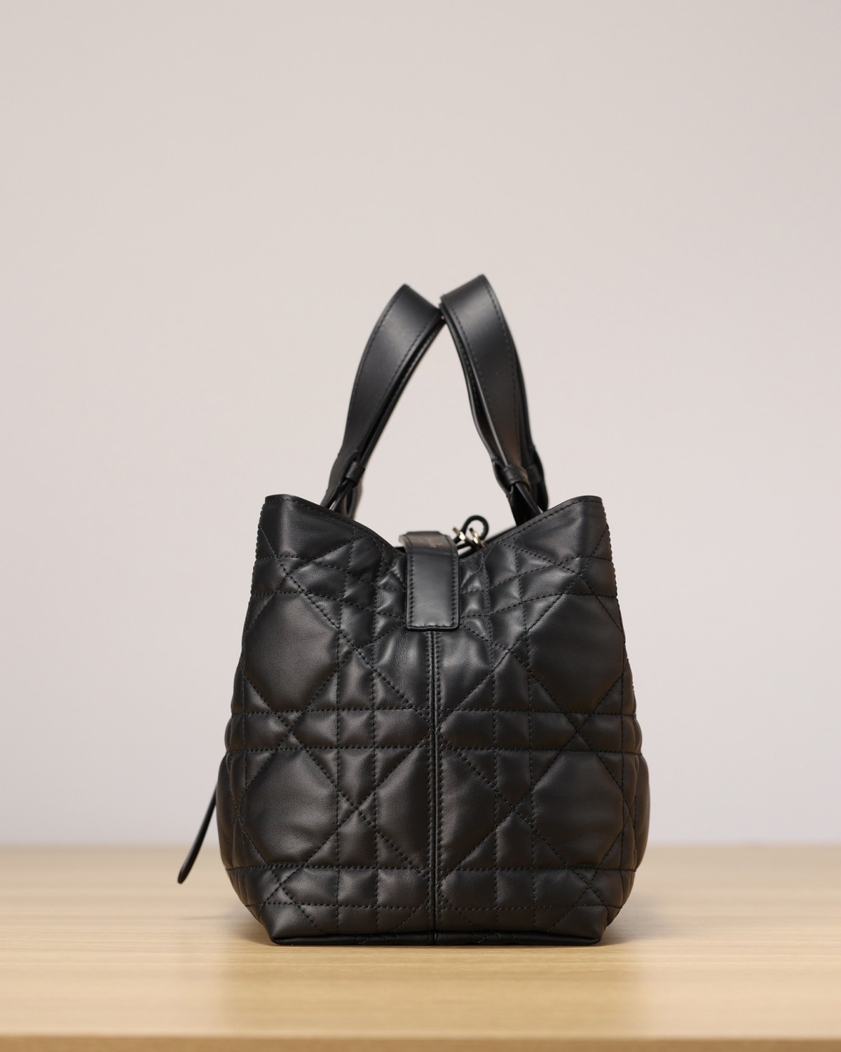 Dior Toujours medium Shebag VS Authentic bag review(August 2025 updated)-Ti o dara ju Didara iro Louis Vuitton apo Online itaja, Ajọra onise apo ru