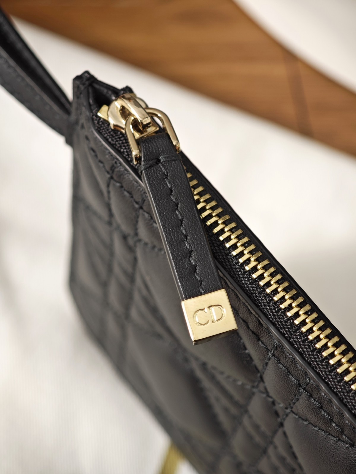 Dior Toujours medium Shebag VS Authentic bag review(August 2025 updated)-Ti o dara ju Didara iro Louis Vuitton apo Online itaja, Ajọra onise apo ru