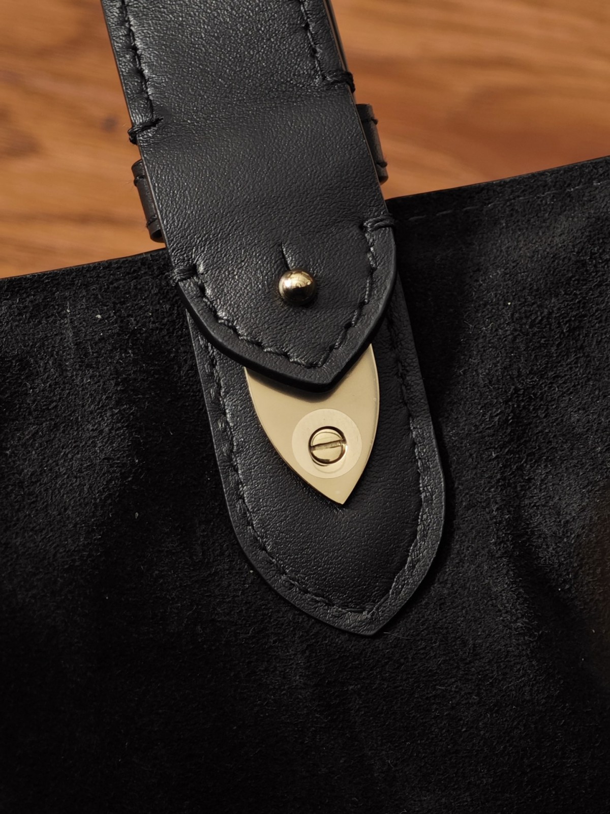 Dior Toujours medium Shebag VS Authentic bag review(August 2025 updated)-Ti o dara ju Didara iro Louis Vuitton apo Online itaja, Ajọra onise apo ru