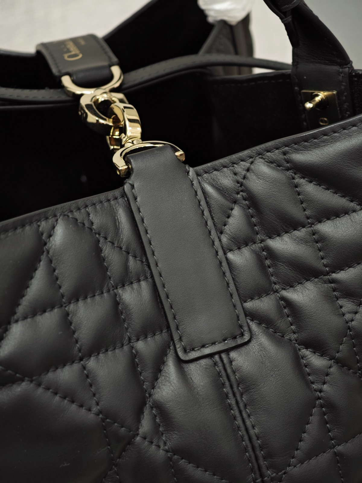 Dior Toujours medium Shebag VS Authentic bag review(August 2025 updated)-Ti o dara ju Didara iro Louis Vuitton apo Online itaja, Ajọra onise apo ru