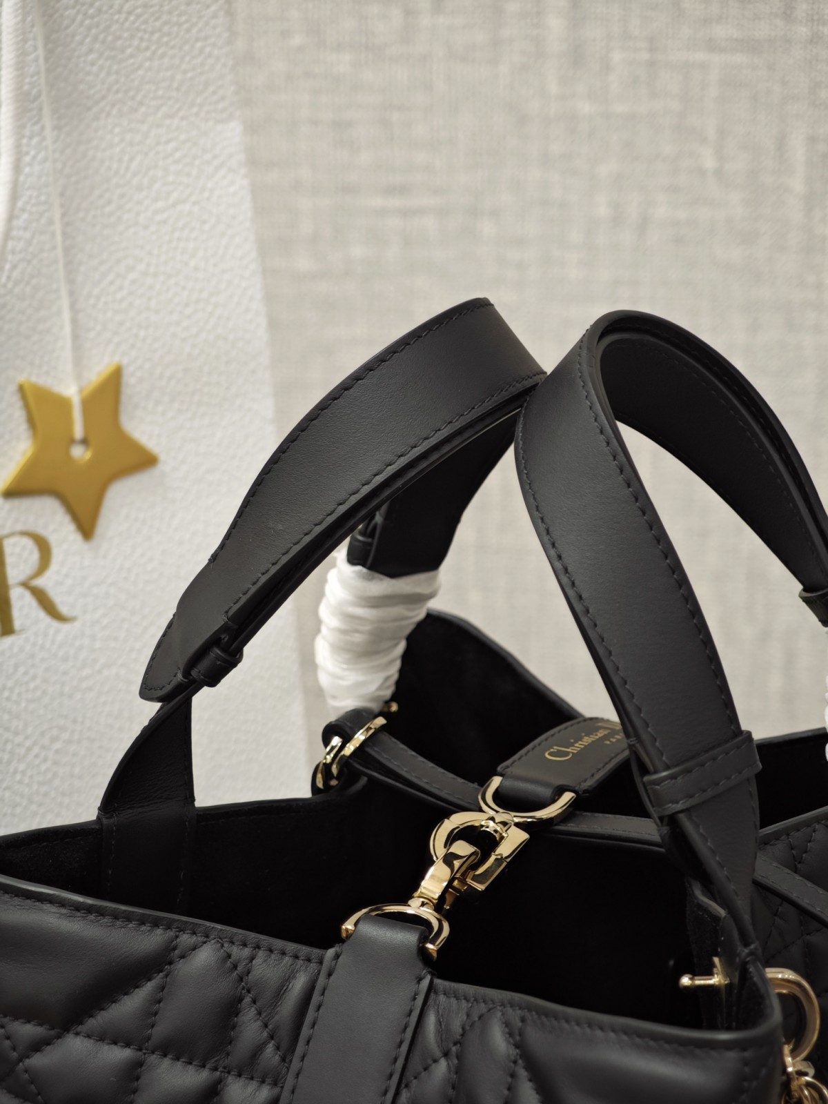 Dior Toujours medium Shebag VS Authentic bag review(August 2025 updated)-Ti o dara ju Didara iro Louis Vuitton apo Online itaja, Ajọra onise apo ru