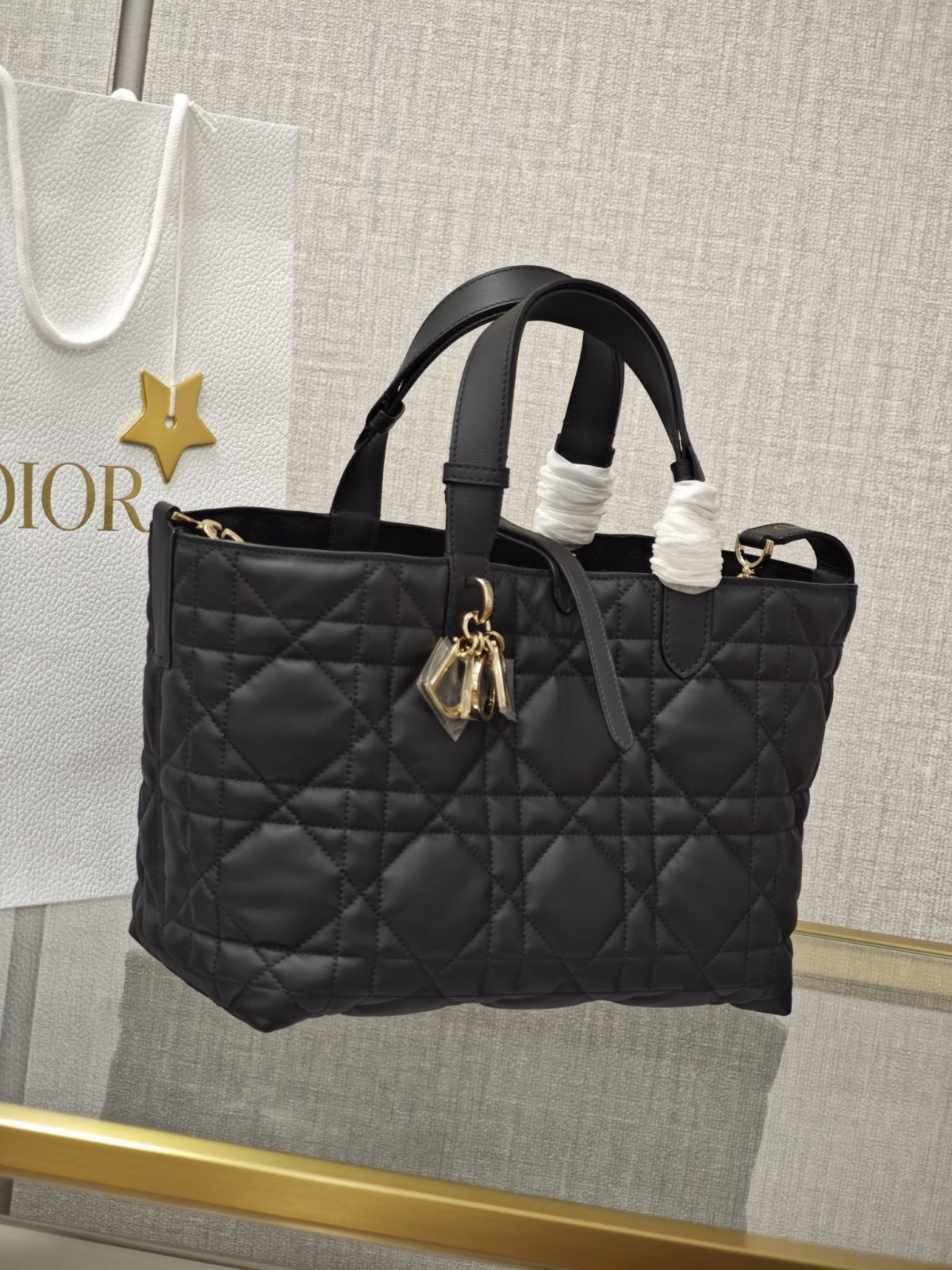 Dior Toujours medium Shebag VS Authentic bag review(August 2025 updated)-Ti o dara ju Didara iro Louis Vuitton apo Online itaja, Ajọra onise apo ru