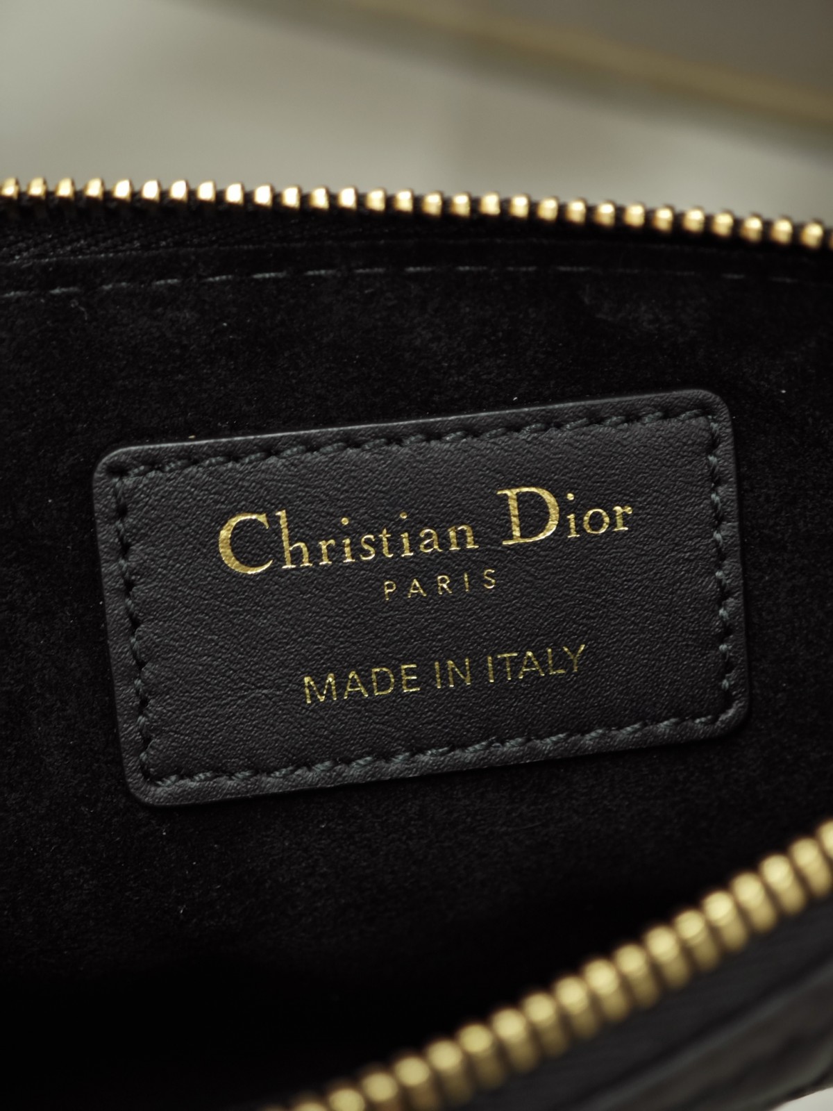Dior Toujours medium Shebag VS Authentic bag review(August 2025 updated)-Ti o dara ju Didara iro Louis Vuitton apo Online itaja, Ajọra onise apo ru