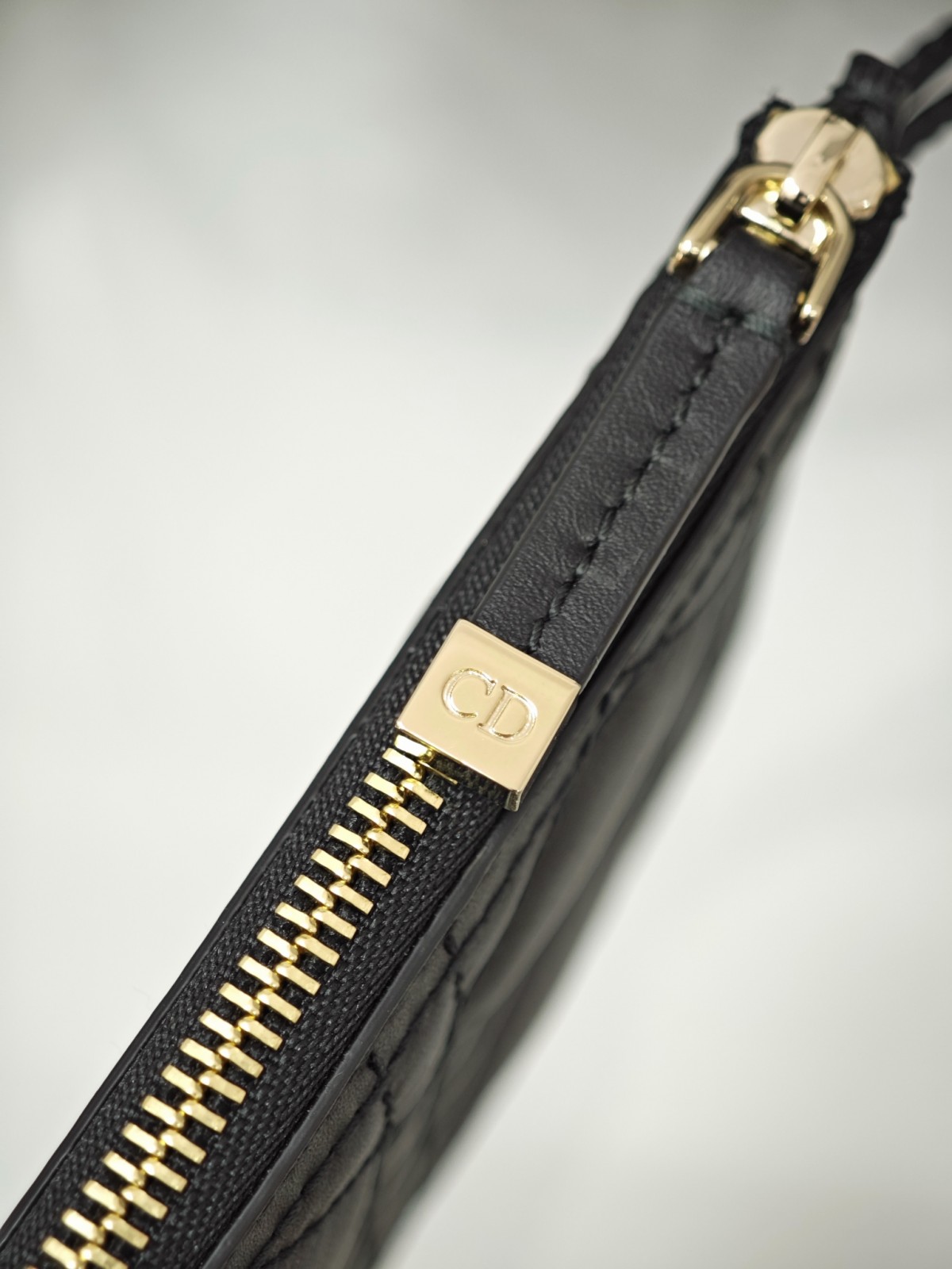 Dior Toujours medium Shebag VS Authentic bag review(August 2025 updated)-Ti o dara ju Didara iro Louis Vuitton apo Online itaja, Ajọra onise apo ru