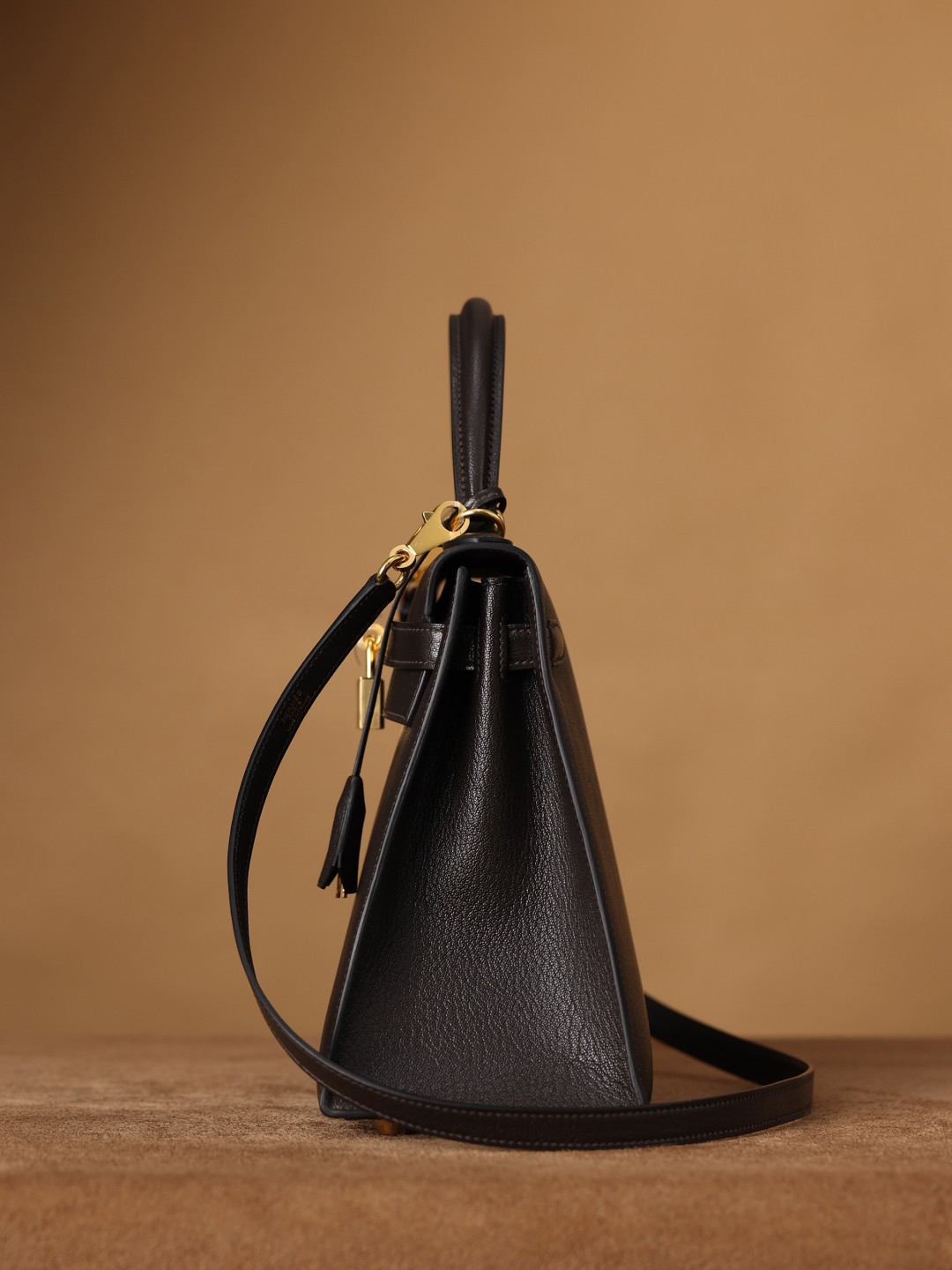 Shebag super replica Hermes Goat leather Kelly 28 bag black gold reivew(August 2025 updated)-Toko Online Tas Louis Vuitton Palsu Kualitas Terbaik, Tas desainer replika ru