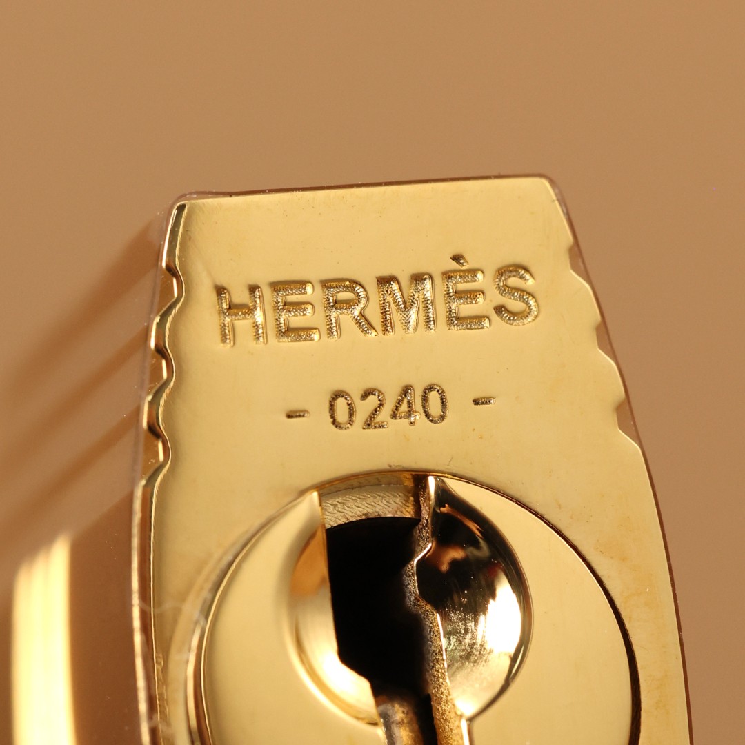 Shebag super replica Hermes Goat leather Kelly 28 bag black gold reivew(August 2025 updated)-Toko Online Tas Louis Vuitton Palsu Kualitas Terbaik, Tas desainer replika ru