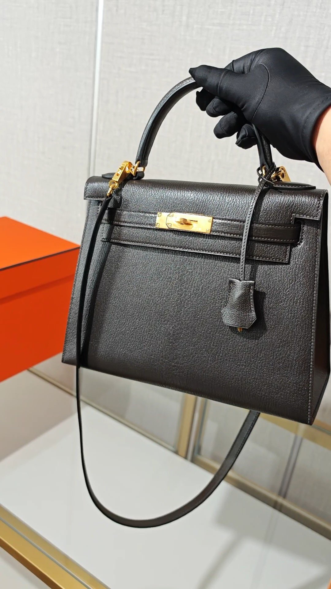 Shebag super replica Hermes Goat leather Kelly 28 bag black gold reivew(August 2025 updated)-Toko Online Tas Louis Vuitton Palsu Kualitas Terbaik, Tas desainer replika ru