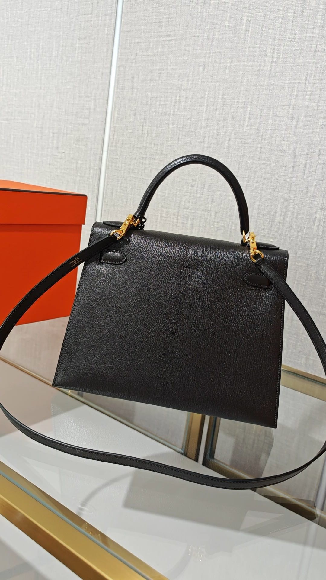 Shebag super replica Hermes Goat leather Kelly 28 bag black gold reivew(August 2025 updated)-Toko Online Tas Louis Vuitton Palsu Kualitas Terbaik, Tas desainer replika ru