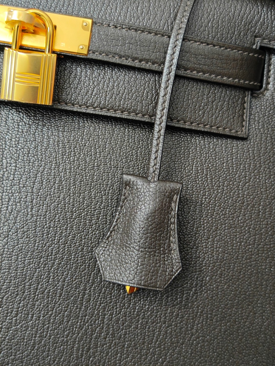 Shebag super replica Hermes Goat leather Kelly 28 bag black gold reivew(August 2025 updated)-Toko Online Tas Louis Vuitton Palsu Kualitas Terbaik, Tas desainer replika ru