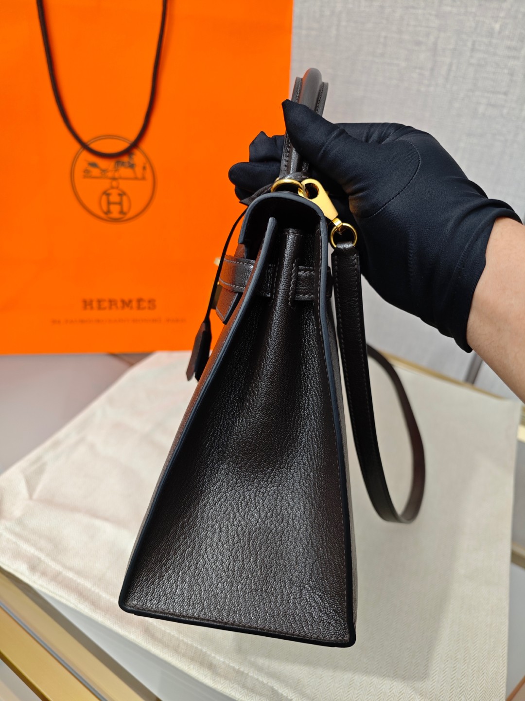 Shebag super replica Hermes Goat leather Kelly 28 bag black gold reivew(August 2025 updated)-Toko Online Tas Louis Vuitton Palsu Kualitas Terbaik, Tas desainer replika ru