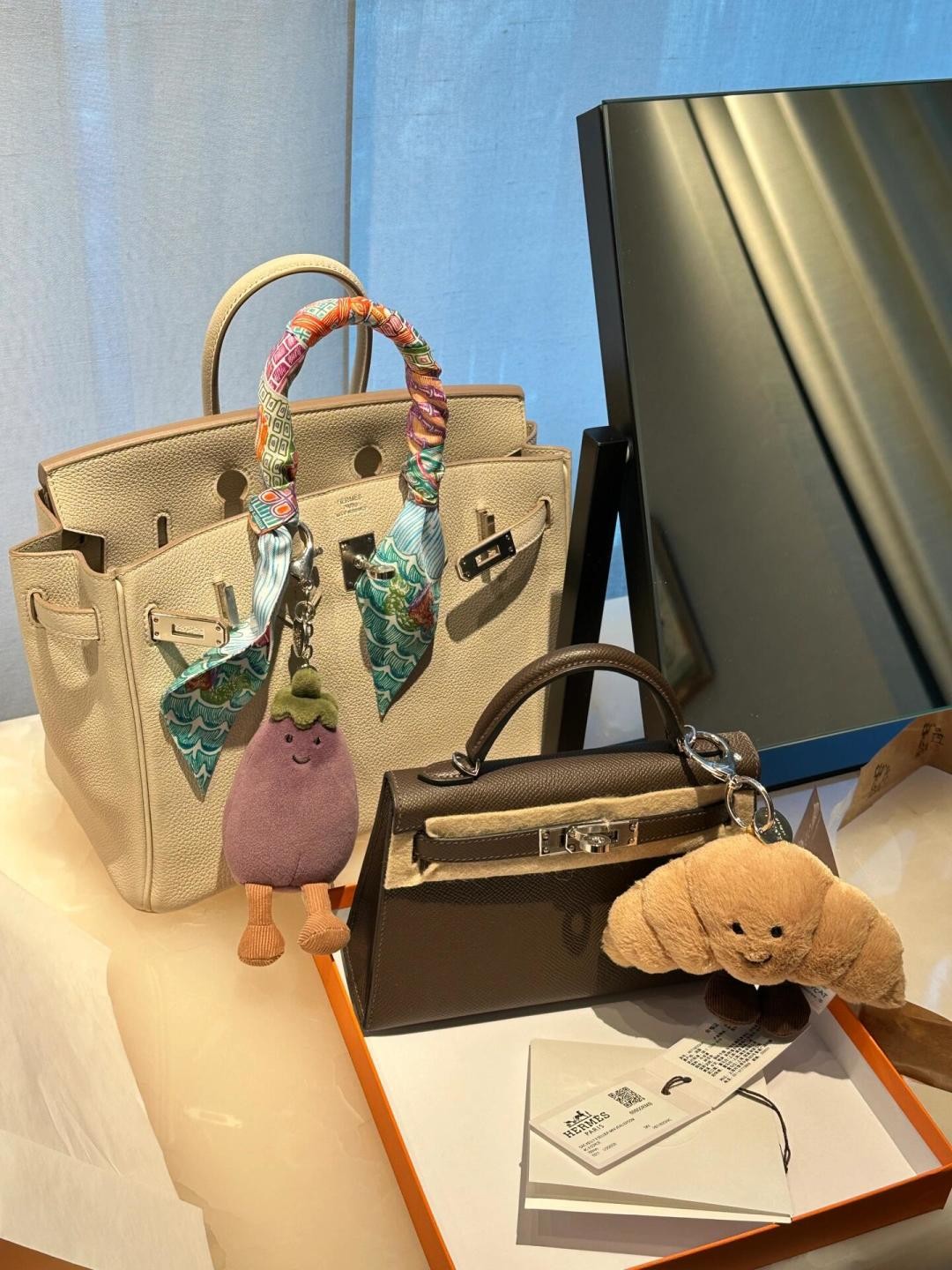Shebag shipping photos: handmade Hermes mini Kelly 2 bag(Ausust 2025 updated)-Umgangatho ogqwesileyo woMgangatho weFake weLouis Vuitton kwiVenkile ye-Intanethi, ibhegi yomyili weReplica ru
